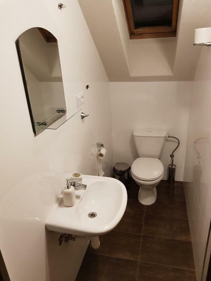 Hotel Pizzeria Alžbetka Strecno Esterno foto