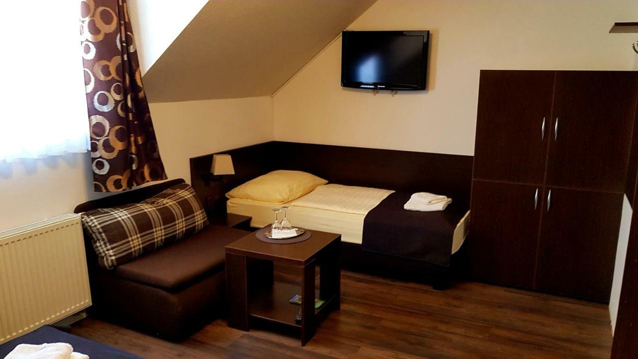 Hotel Pizzeria Alžbetka Strecno Esterno foto