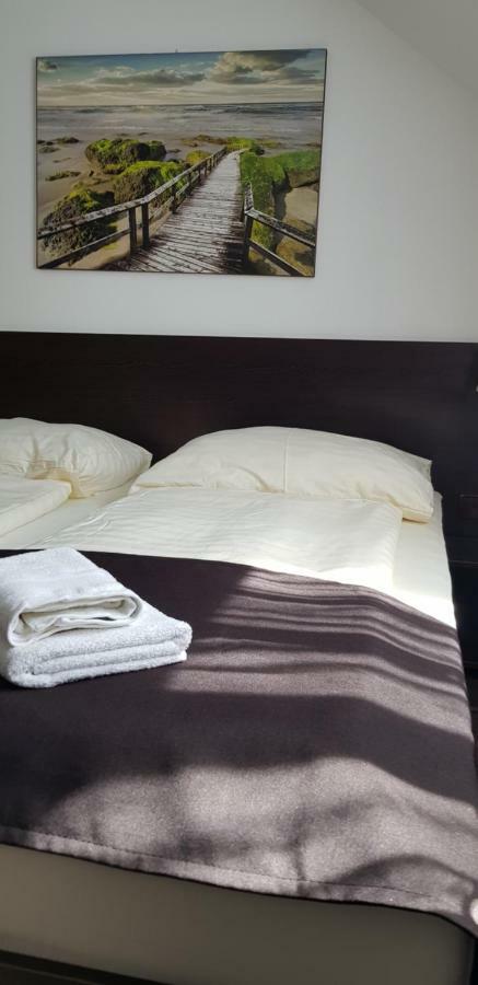 Hotel Pizzeria Alžbetka Strecno Esterno foto